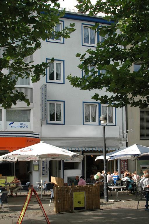 Am Hillmannplatz Nr.1