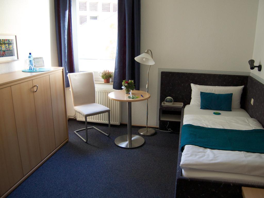 Hotel Am Hillmannplatz Nr.1 2*